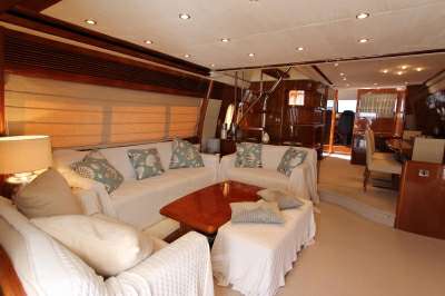 PRINCESS YACHTS PRINCESS YACHTS PRINCESS 82