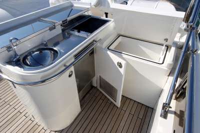 PRINCESS YACHTS PRINCESS YACHTS PRINCESS 82