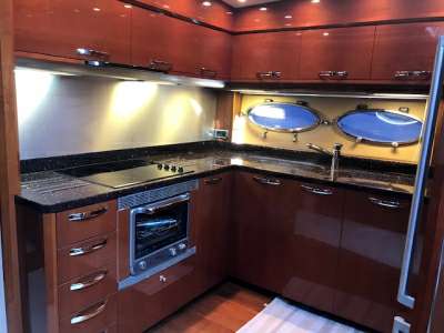 PRINCESS YACHTS PRINCESS YACHTS PRINCESS V65