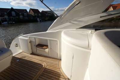 PRINCESS YACHTS PRINCESS YACHTS Princess v42