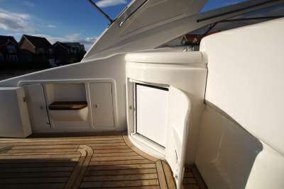 PRINCESS YACHTS PRINCESS YACHTS Princess v42