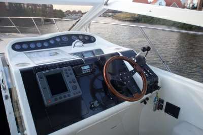 PRINCESS YACHTS PRINCESS YACHTS Princess v42