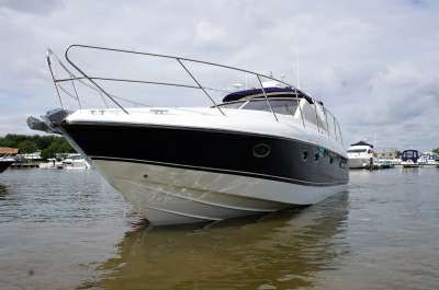 Princess yachts Princess yachts Princess v42