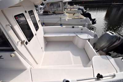 QUICKSILVER QUICKSILVER 500 pilothouse