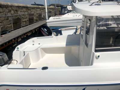 QUICKSILVER QUICKSILVER 500 pilothouse