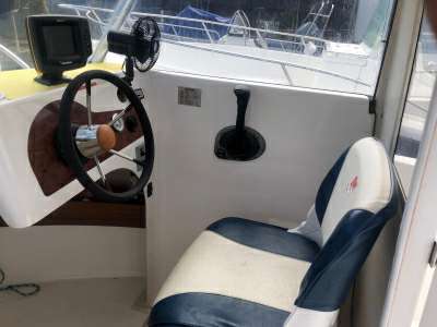 QUICKSILVER QUICKSILVER 500 pilothouse