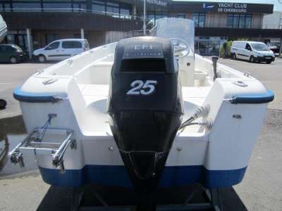 QUICKSILVER QUICKSILVER 500 pilothouse