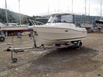 QUICKSILVER QUICKSILVER 530 pilothouse