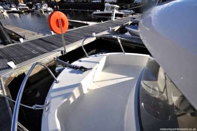 QUICKSILVER QUICKSILVER 605 pilothouse