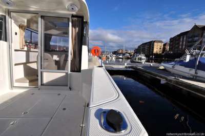 QUICKSILVER QUICKSILVER 605 pilothouse