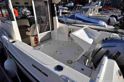 QUICKSILVER QUICKSILVER 605 pilothouse