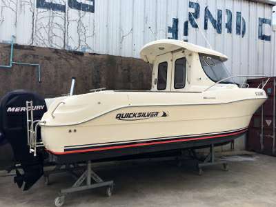 QUICKSILVER QUICKSILVER 640 pilothouse