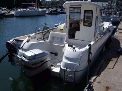 QUICKSILVER QUICKSILVER 640 pilothouse