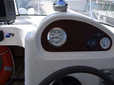 QUICKSILVER QUICKSILVER 640 pilothouse