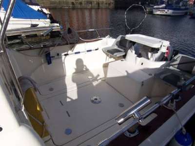 QUICKSILVER QUICKSILVER 640 pilothouse