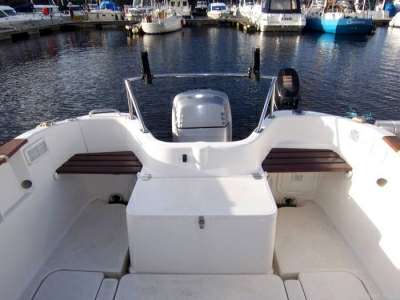 QUICKSILVER QUICKSILVER 640 pilothouse