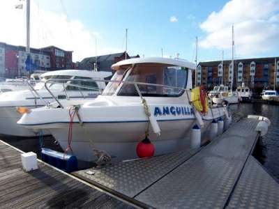 QUICKSILVER QUICKSILVER 640 pilothouse