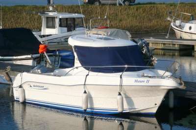 QUICKSILVER QUICKSILVER 640 pilothouse