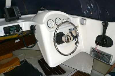 QUICKSILVER QUICKSILVER 640 pilothouse