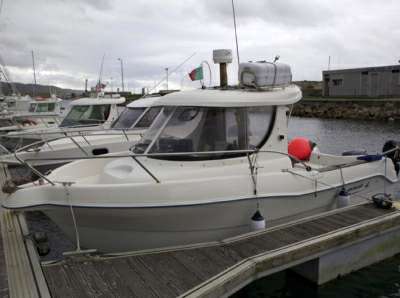 QUICKSILVER QUICKSILVER 640 pilothouse