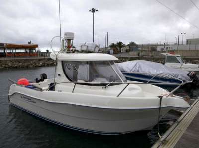 QUICKSILVER QUICKSILVER 640 pilothouse