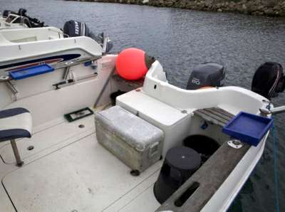 QUICKSILVER QUICKSILVER 640 pilothouse