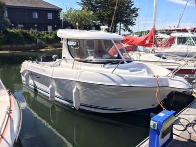 QUICKSILVER QUICKSILVER 640 pilothouse