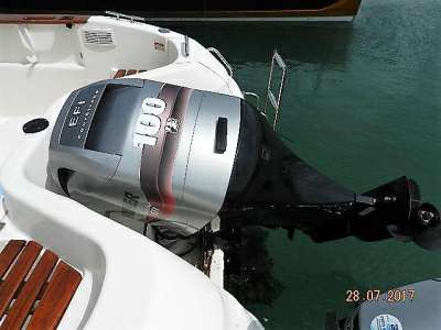 QUICKSILVER QUICKSILVER 640 pilothouse