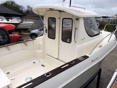 QUICKSILVER QUICKSILVER 640 pilothouse