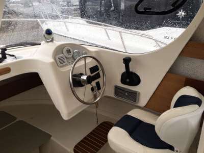 QUICKSILVER QUICKSILVER 640 pilothouse