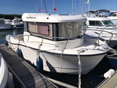 QUICKSILVER QUICKSILVER QUICKSILVER 675 PILOTHOUSE