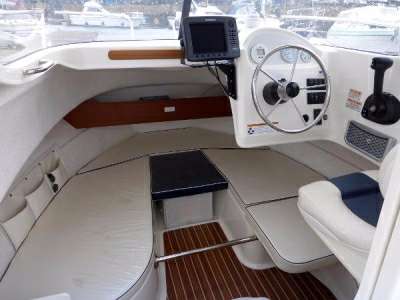 Quicksilver Quicksilver 640 pilothouse