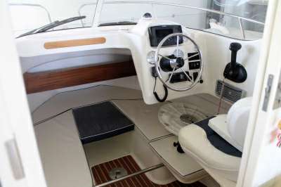 Quicksilver Quicksilver 650 pilothouse