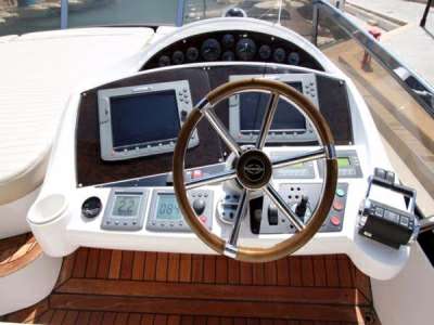 SUNSEEKER SUNSEEKER SUNSEEKER 66 MANHATTAN