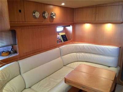 UNIESSE MARINE UNIESSE MARINE Uniesse 48 cabin