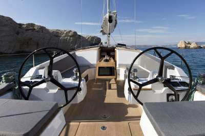 WAUQUIEZ WAUQUIEZ 48 pilot saloon