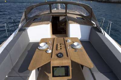 WAUQUIEZ WAUQUIEZ 48 pilot saloon