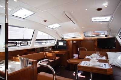 WAUQUIEZ WAUQUIEZ 55 pilot saloon