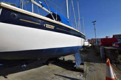 WESTERLY YACHTS WESTERLY YACHTS WESTERLY 29 KONSORT BILGE KEEL