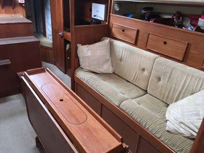 WESTERLY YACHTS WESTERLY YACHTS WESTERLY 33 DISCUS BILGE KEEL