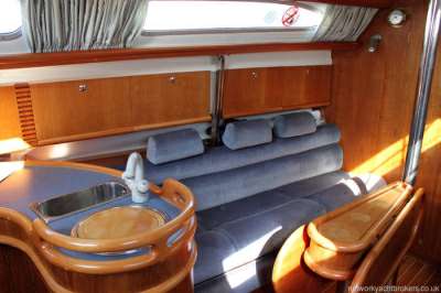 WESTERLY YACHTS WESTERLY YACHTS Westerly 290 regatta