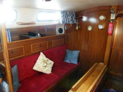 WESTERLY YACHTS WESTERLY YACHTS Westerly 33 discus bilge keel