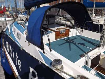 WESTERLY YACHTS WESTERLY YACHTS Westerly 33 discus bilge keel