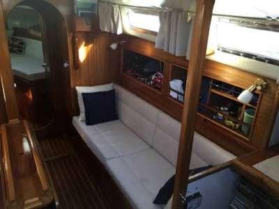 WESTERLY YACHTS WESTERLY YACHTS Westerly 33 ketch