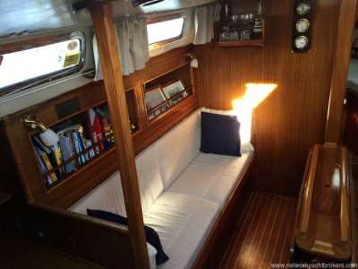 WESTERLY YACHTS WESTERLY YACHTS Westerly 33 ketch