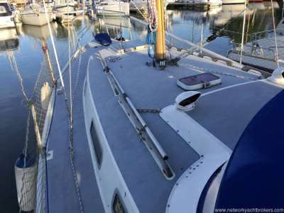 WESTERLY YACHTS WESTERLY YACHTS Westerly 33 ketch