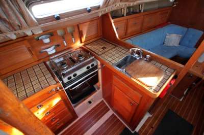 WESTERLY YACHTS WESTERLY YACHTS Westerly 33 storm