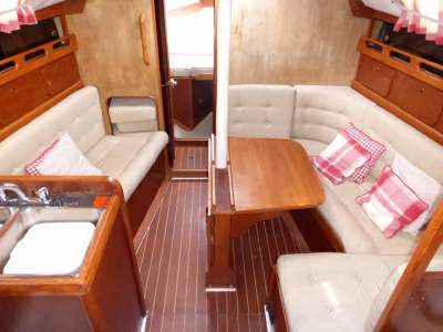 WESTERLY YACHTS WESTERLY YACHTS Westerly 34 seahawk