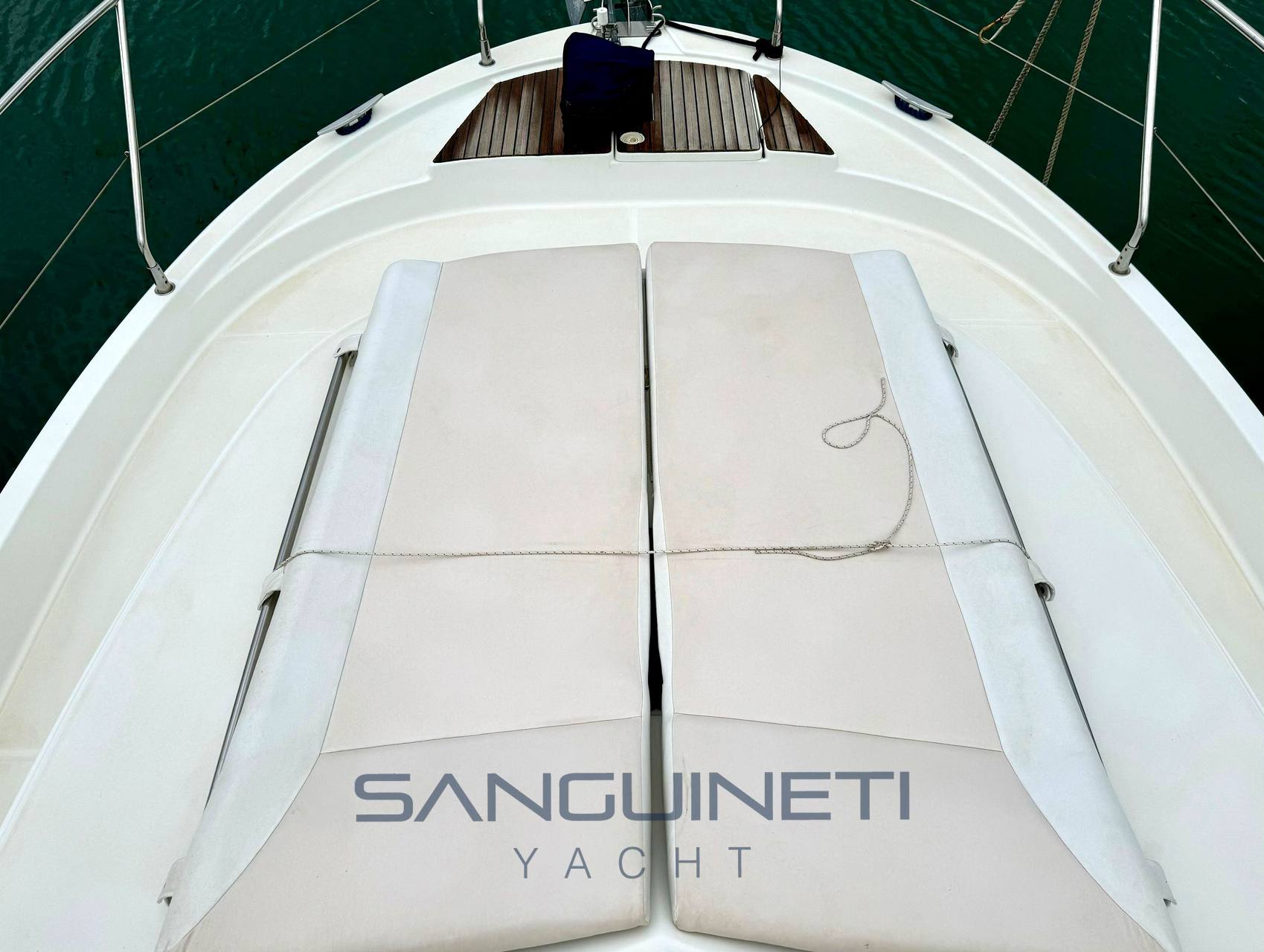 Beneteau Antares 10.80