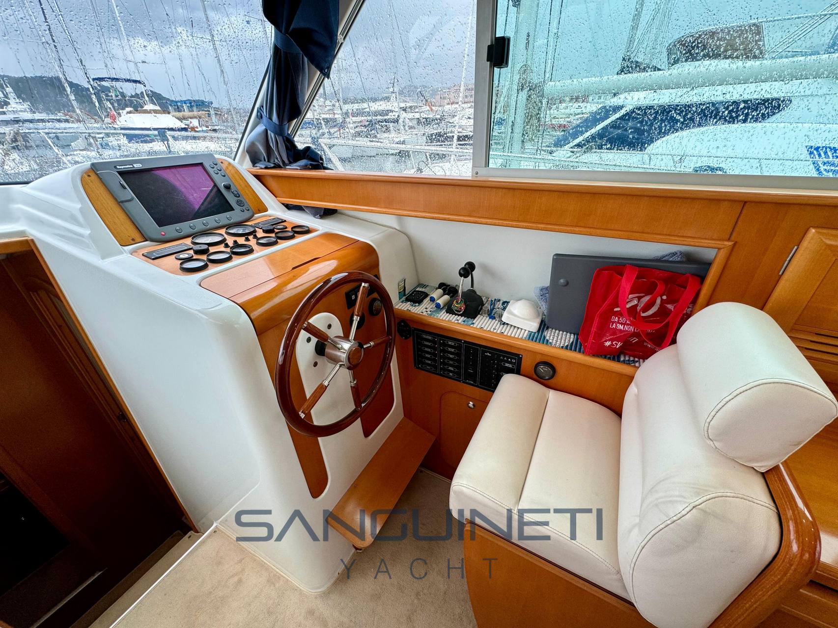 Beneteau Antares 10.80